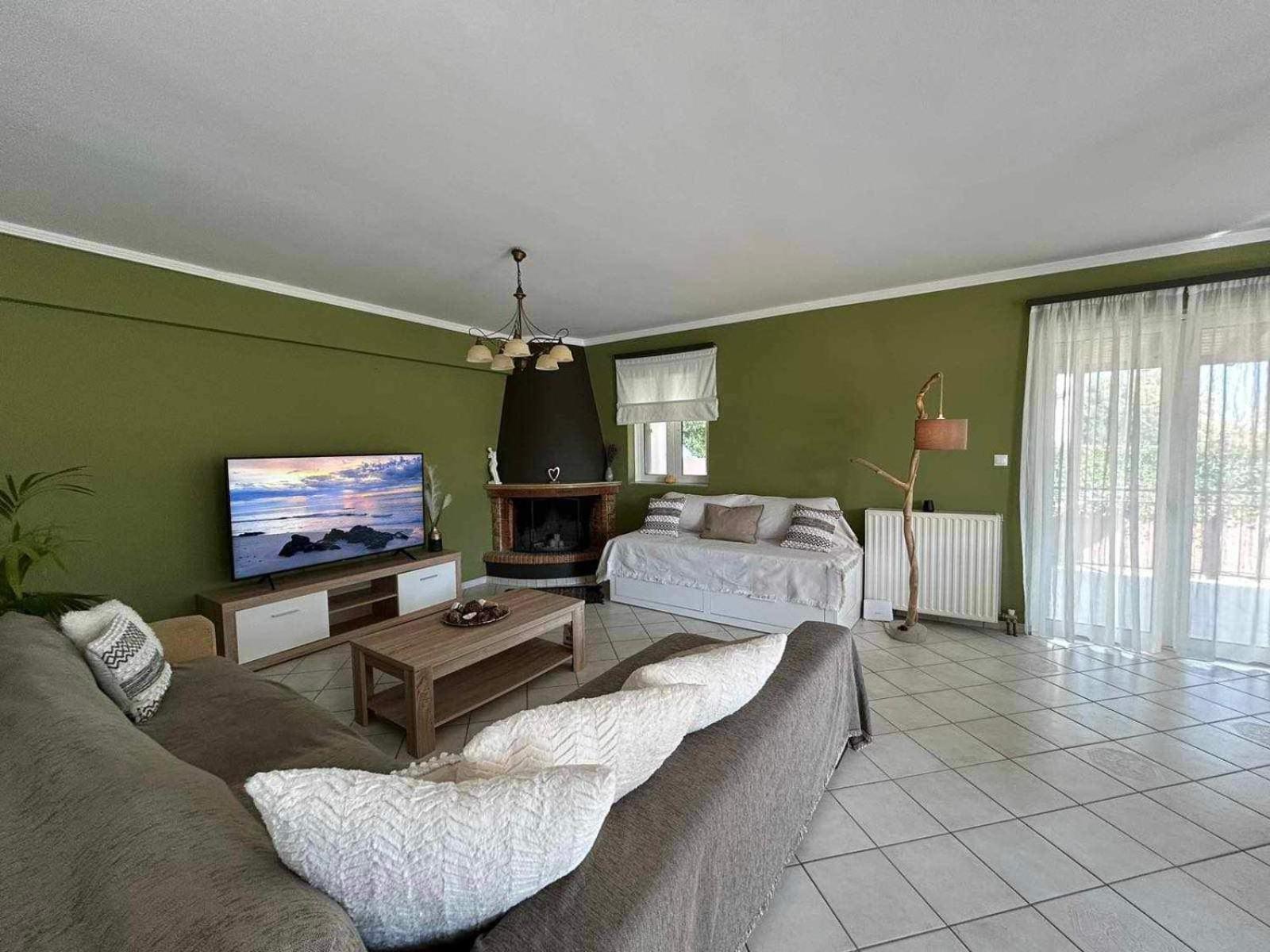 Lithos House Apartment